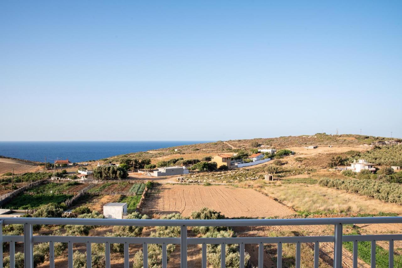 Chrissy'S Paradise Agia Pelagia  Exterior photo