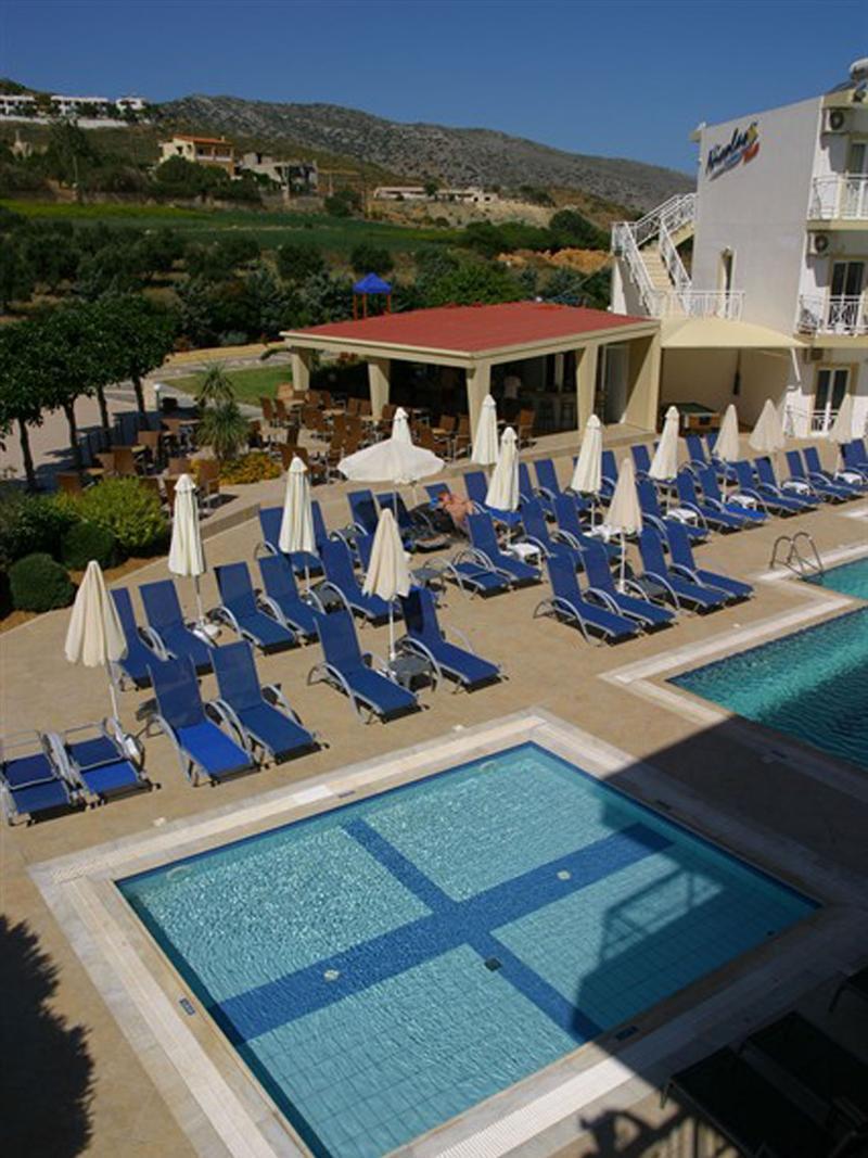 Chrissy'S Paradise Agia Pelagia  Exterior photo